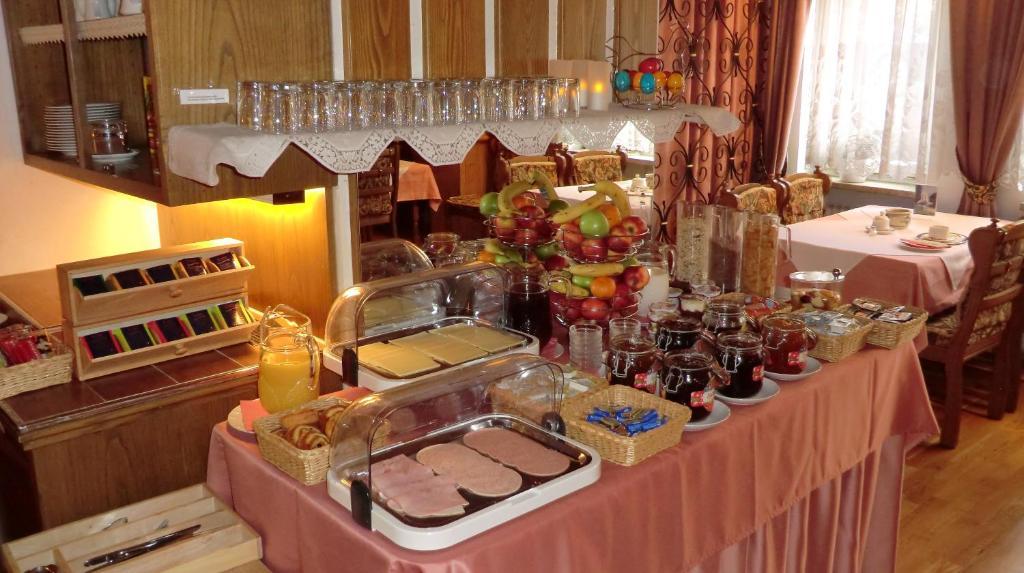 Hotel Simon Гаутинг Екстериор снимка