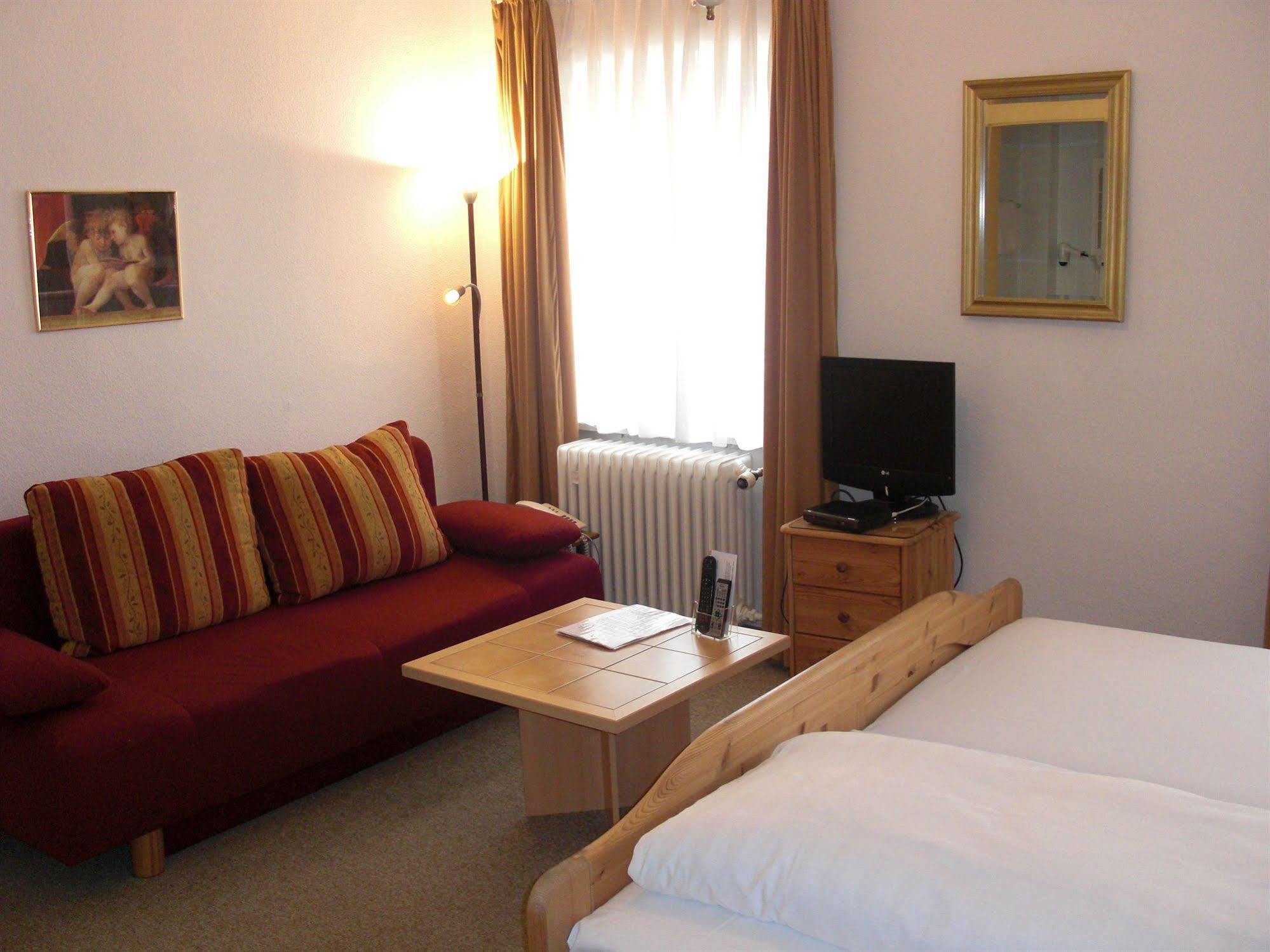 Hotel Simon Гаутинг Екстериор снимка